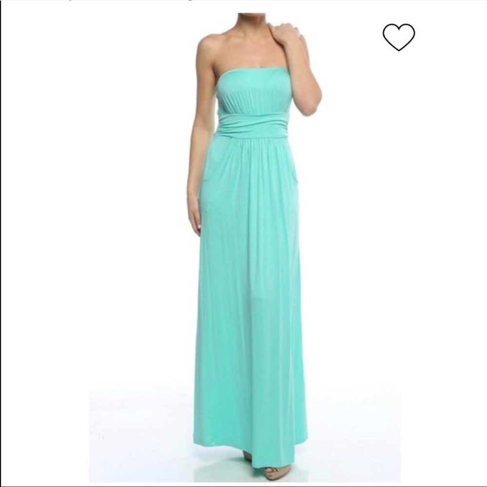 Maxi dress with pockets! Like New!! Never worn!